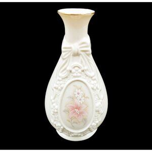 Cameo Ribbon Vase Royal Heritage Hand-Painted Floral Design Bow 6 Inch Vintage